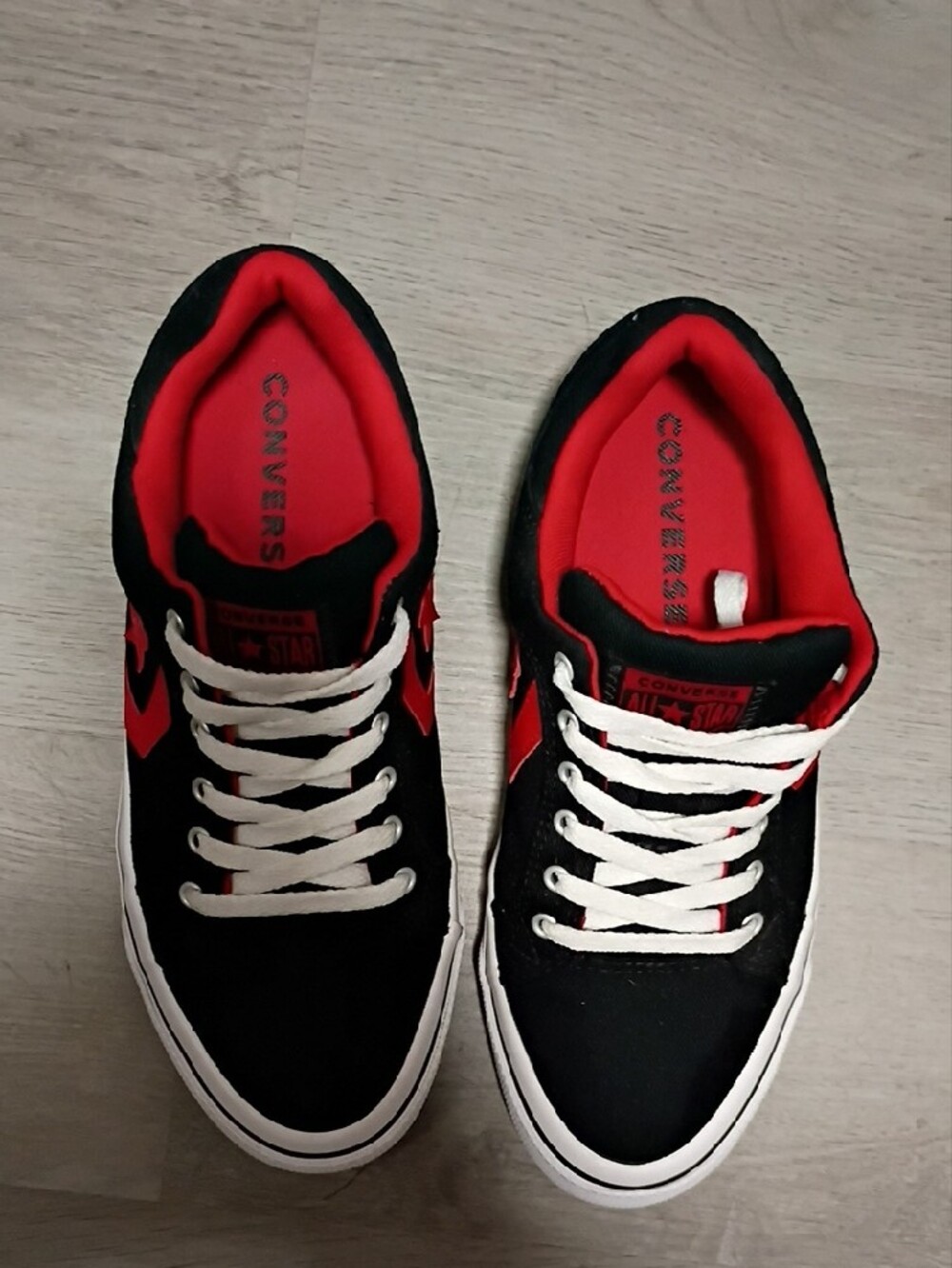 Converse Men's Low-Top Sneakers in Black and Red - Picture 3 of 8